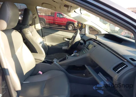 2011 Toyota Prius Four z USA, uszkodzony, nr VIN JTDKN3DU9B1414738